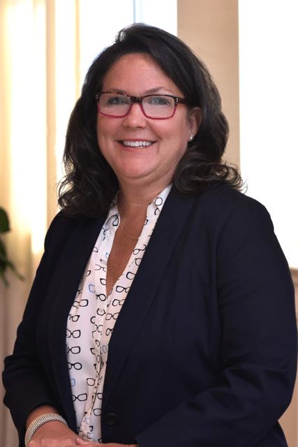Kelly Firment headshot